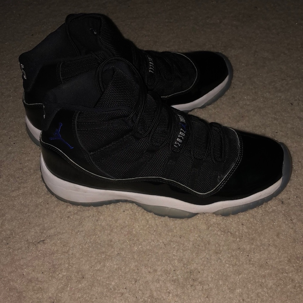 Jordan 11 Space Jams